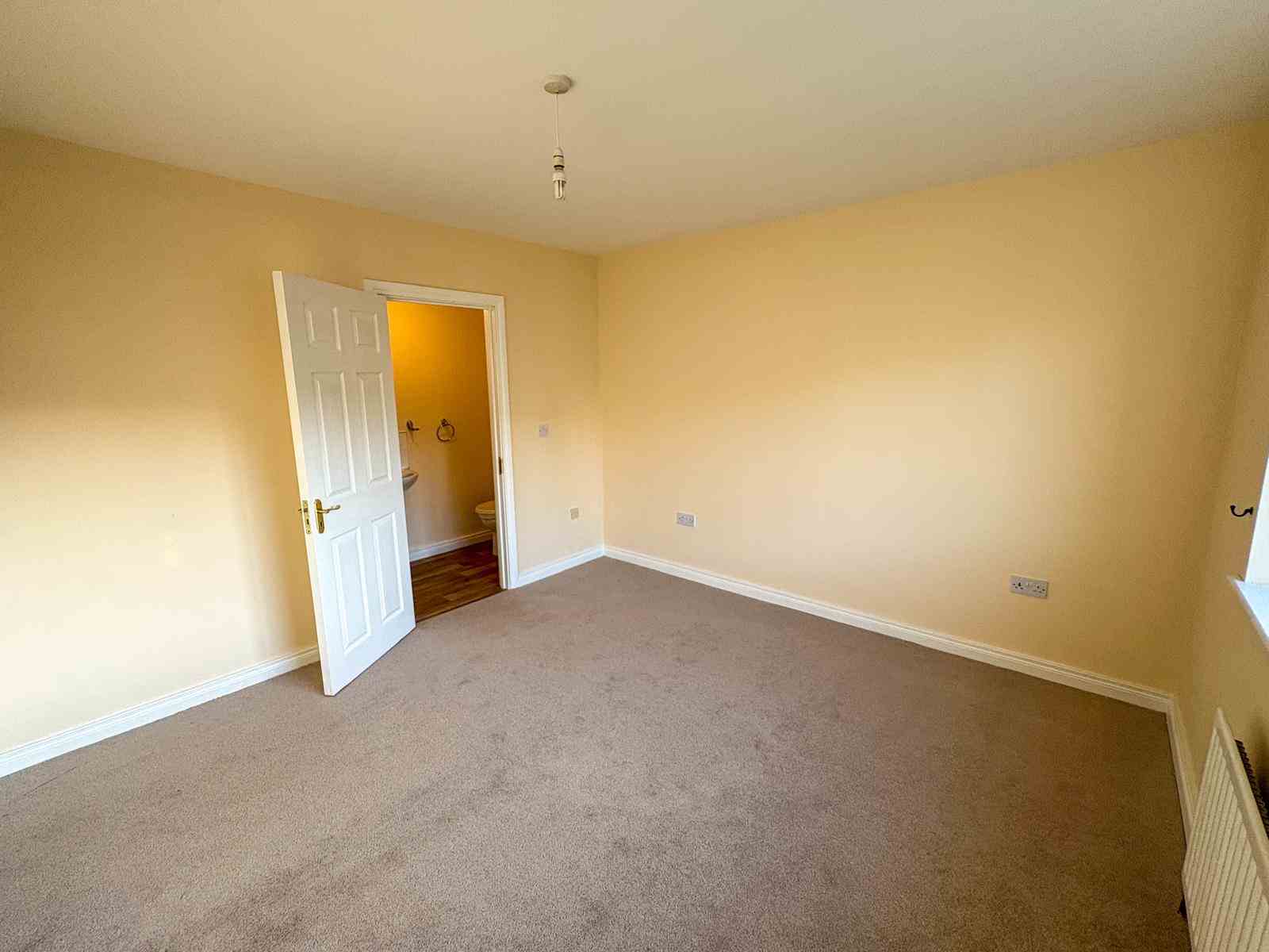 27 scotshouse close, Monaghan